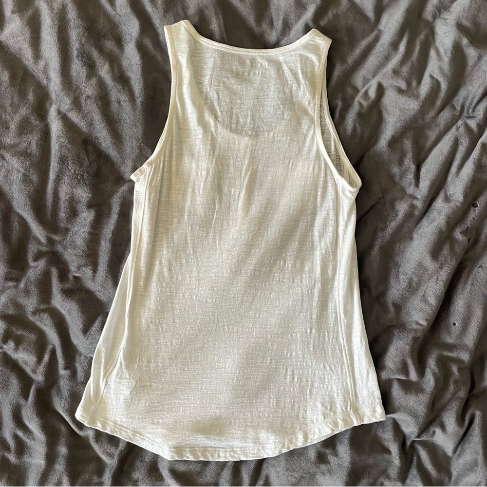 Express Tank Top - Picture 2 of 5